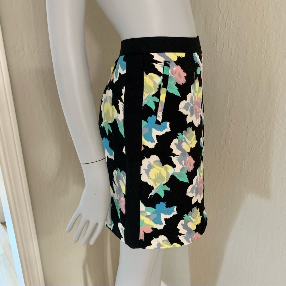 OASIS Floral Crepe Colorful Mini Skirt - Picture 8 of 14